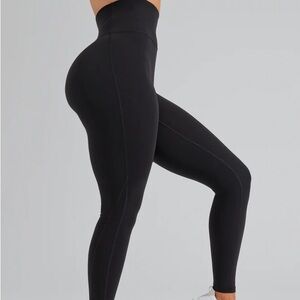 Black buffbunny Legacy leggings, size small